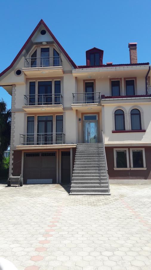 Guest House Amo Μπατούμι Εξωτερικό φωτογραφία