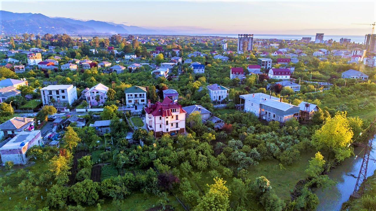 Guest House Amo Μπατούμι Εξωτερικό φωτογραφία