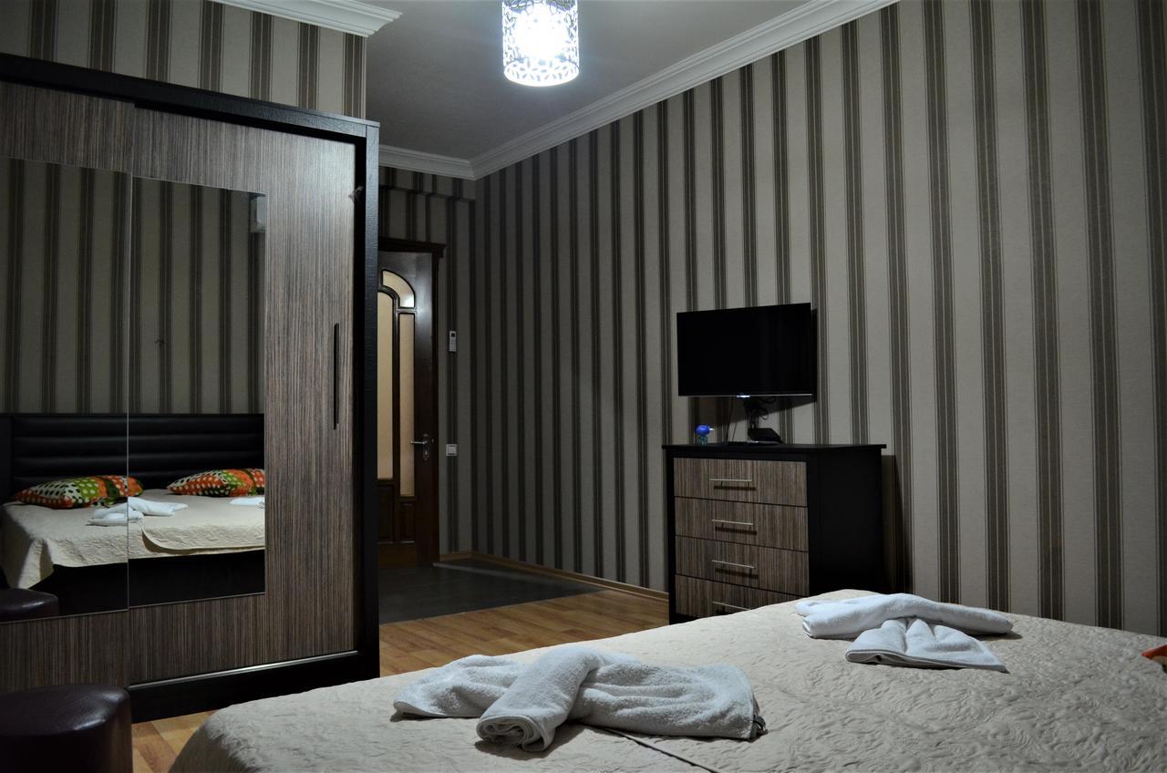 Guest House Amo Μπατούμι Εξωτερικό φωτογραφία