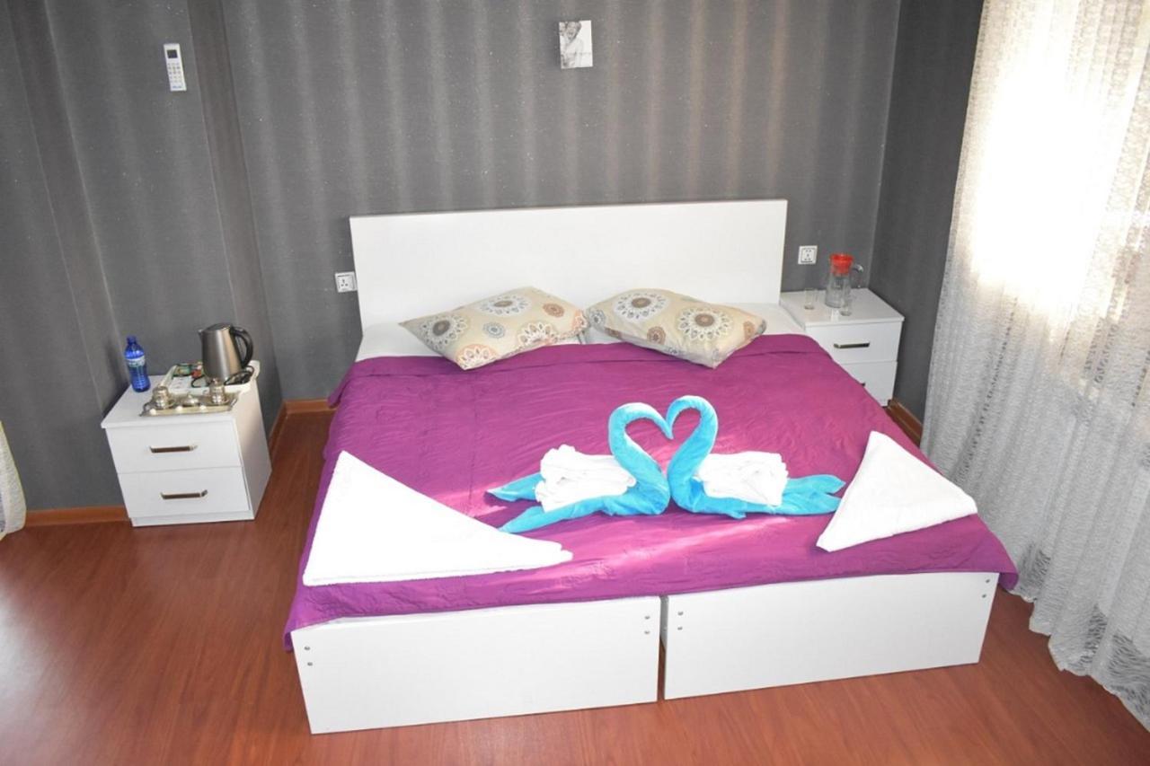 Guest House Amo Μπατούμι Εξωτερικό φωτογραφία